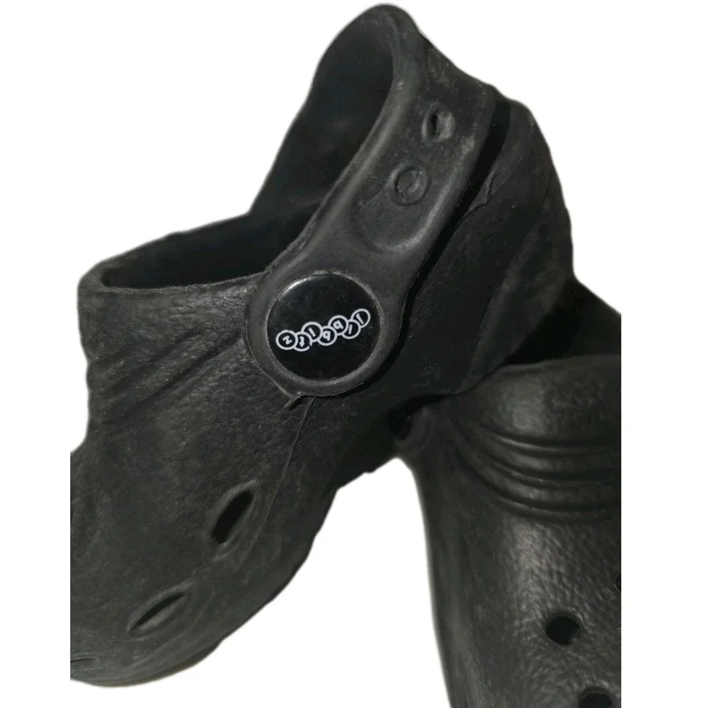Crocs Jibbitz  Black Slip On Shoe Size XXSmall Kids Child 4/5